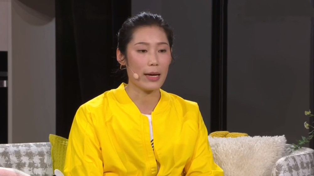 扒开粉嫩的小缝h
